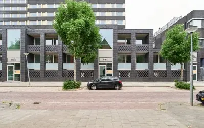 Afbeelding 1 van 5