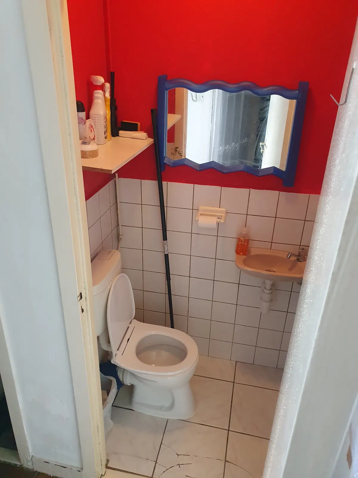 Image 4 of 6