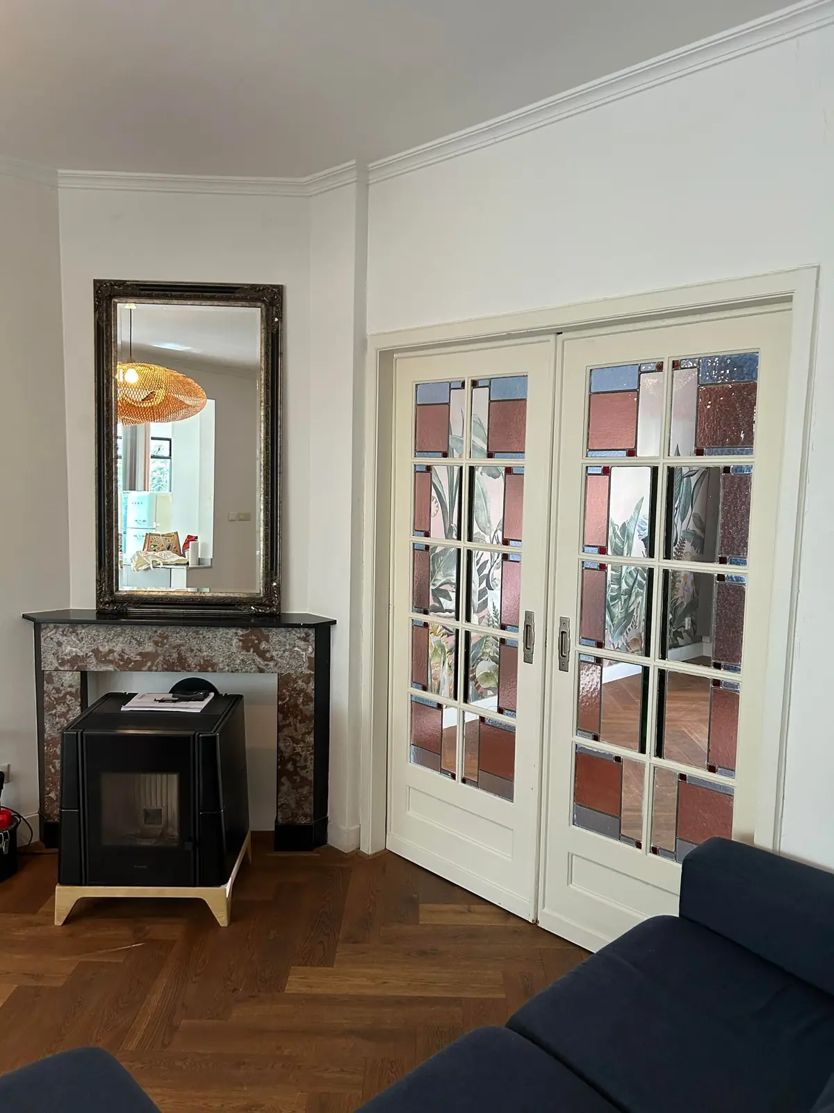 Image 10 of 24
