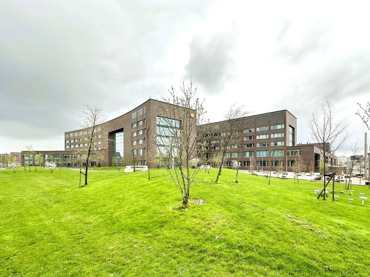 Image 28 of 28