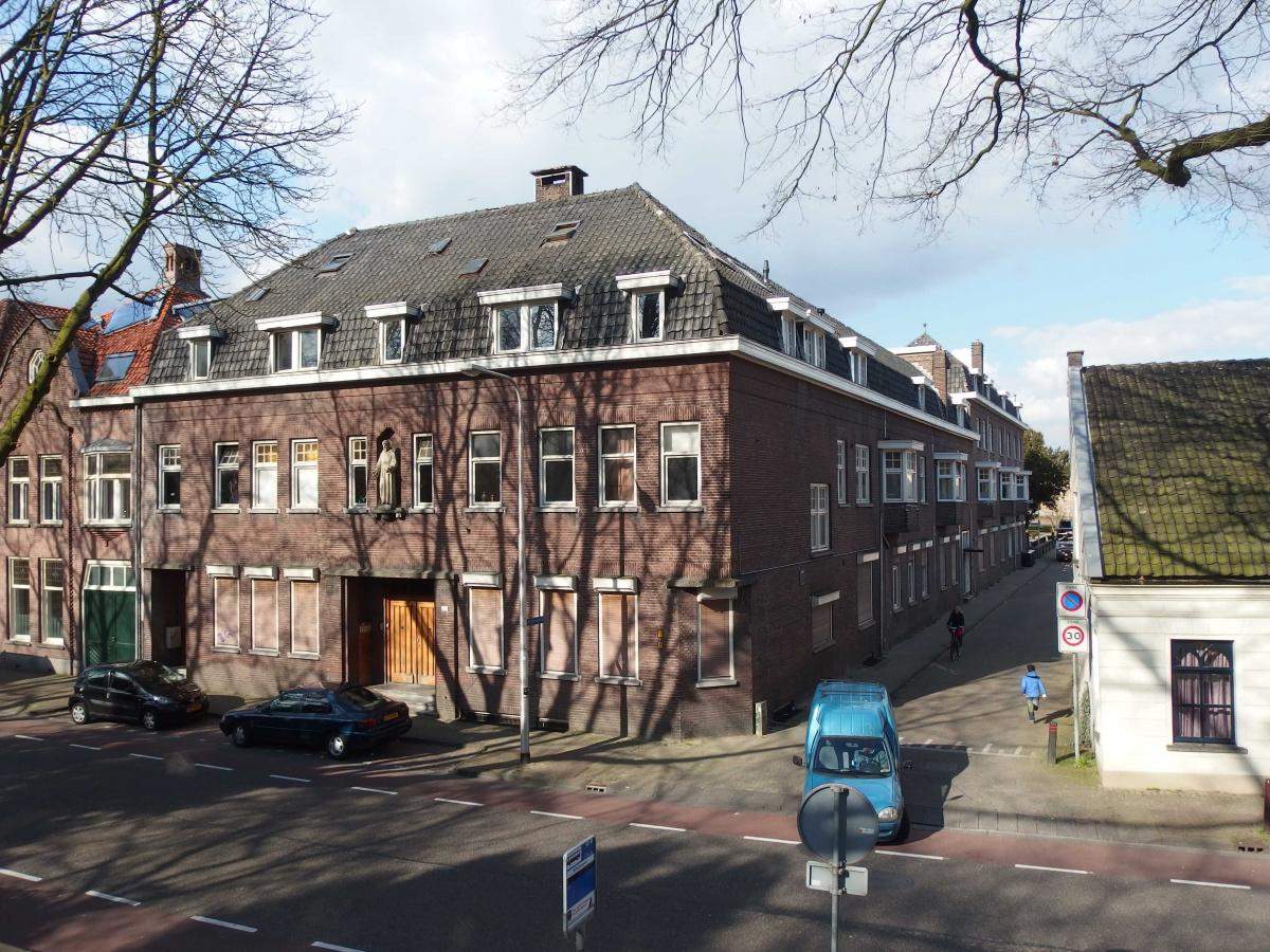 Afbeelding 1 van 6