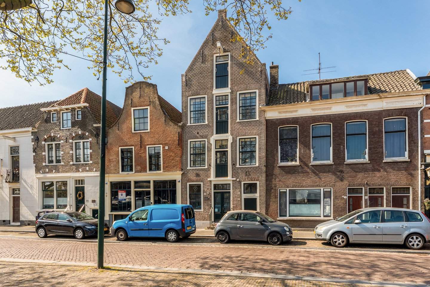 Afbeelding 1 van 12