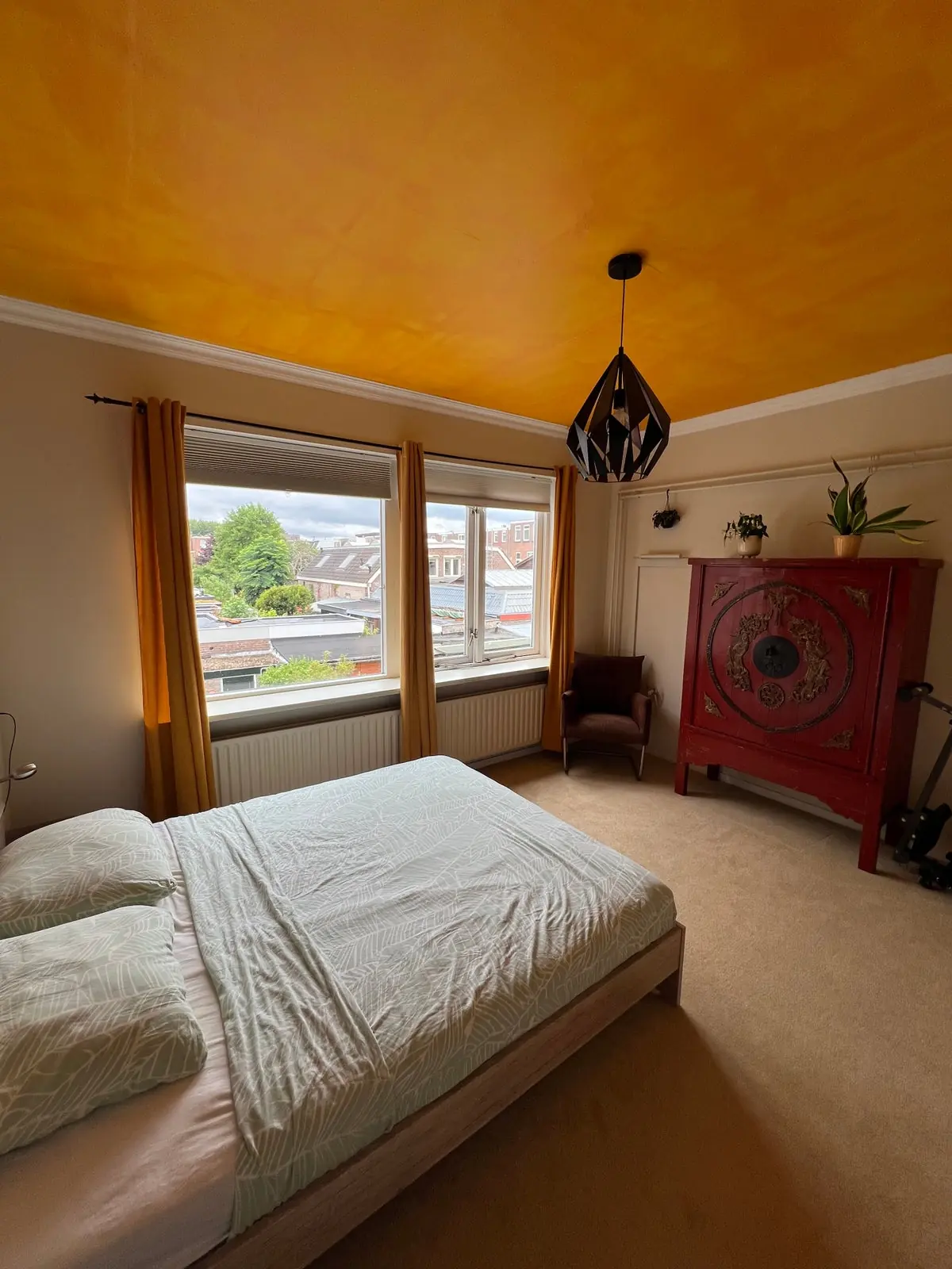 Image 15 of 25