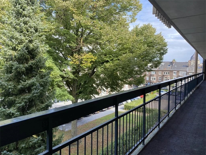 Image 17 of 21