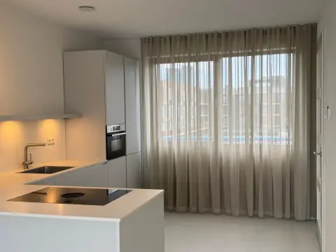 Luxury 1-Bedroom Apartment Transwijk-Noord, Utrecht - For Rent
