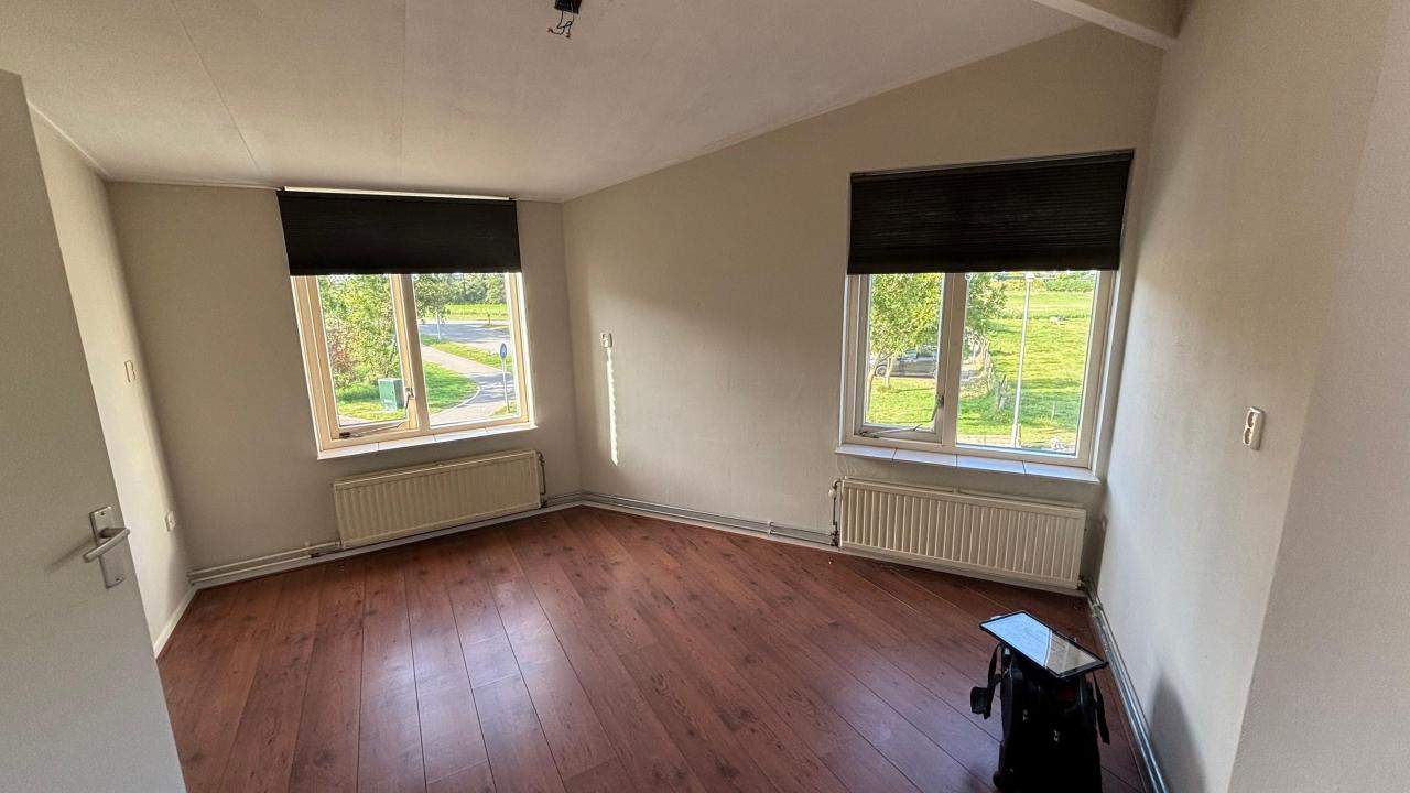 Image 6 sur 9