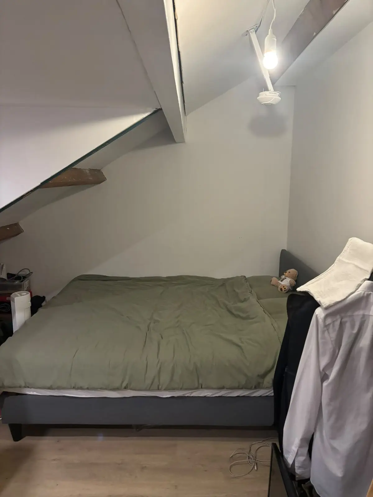 Image 4 of 4
