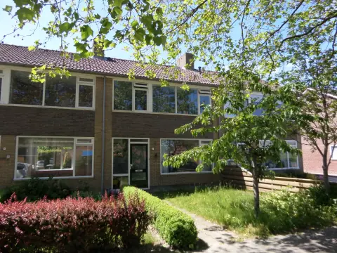 Reihenhaus Julianastrjitte 4-A, Mitselwier - Zu vermieten