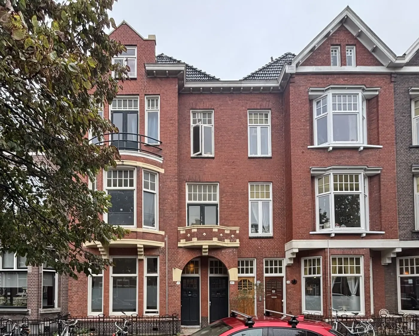 Afbeelding 1 van 7
