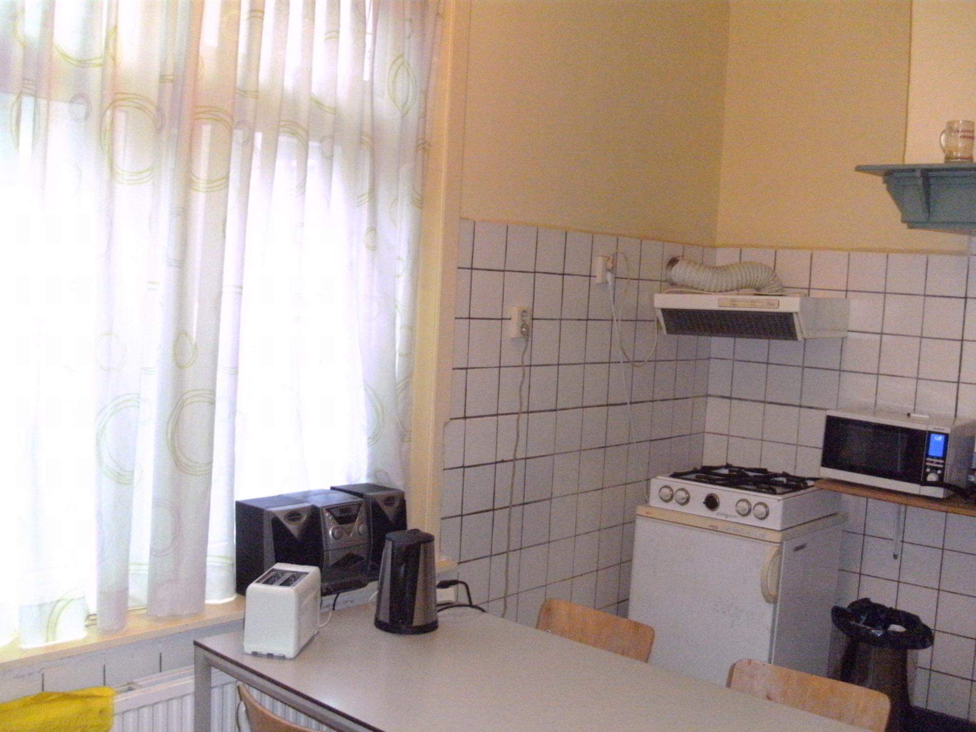 Image 3 of 10