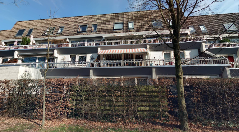 Bild 1 von 12