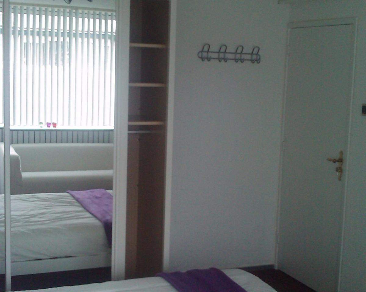 Afbeelding 2 van 8