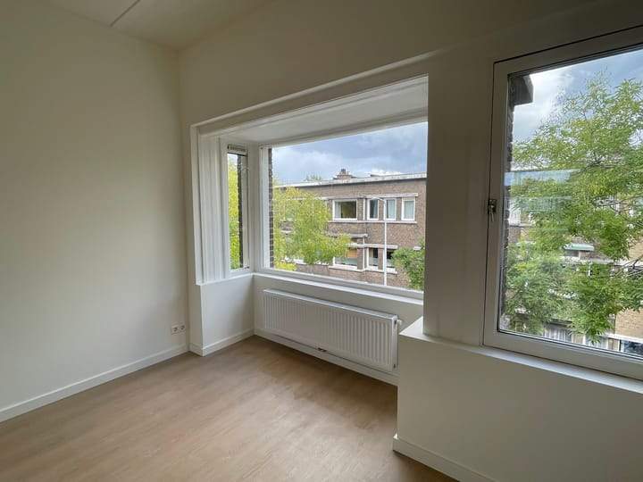 Bild 2 von 22