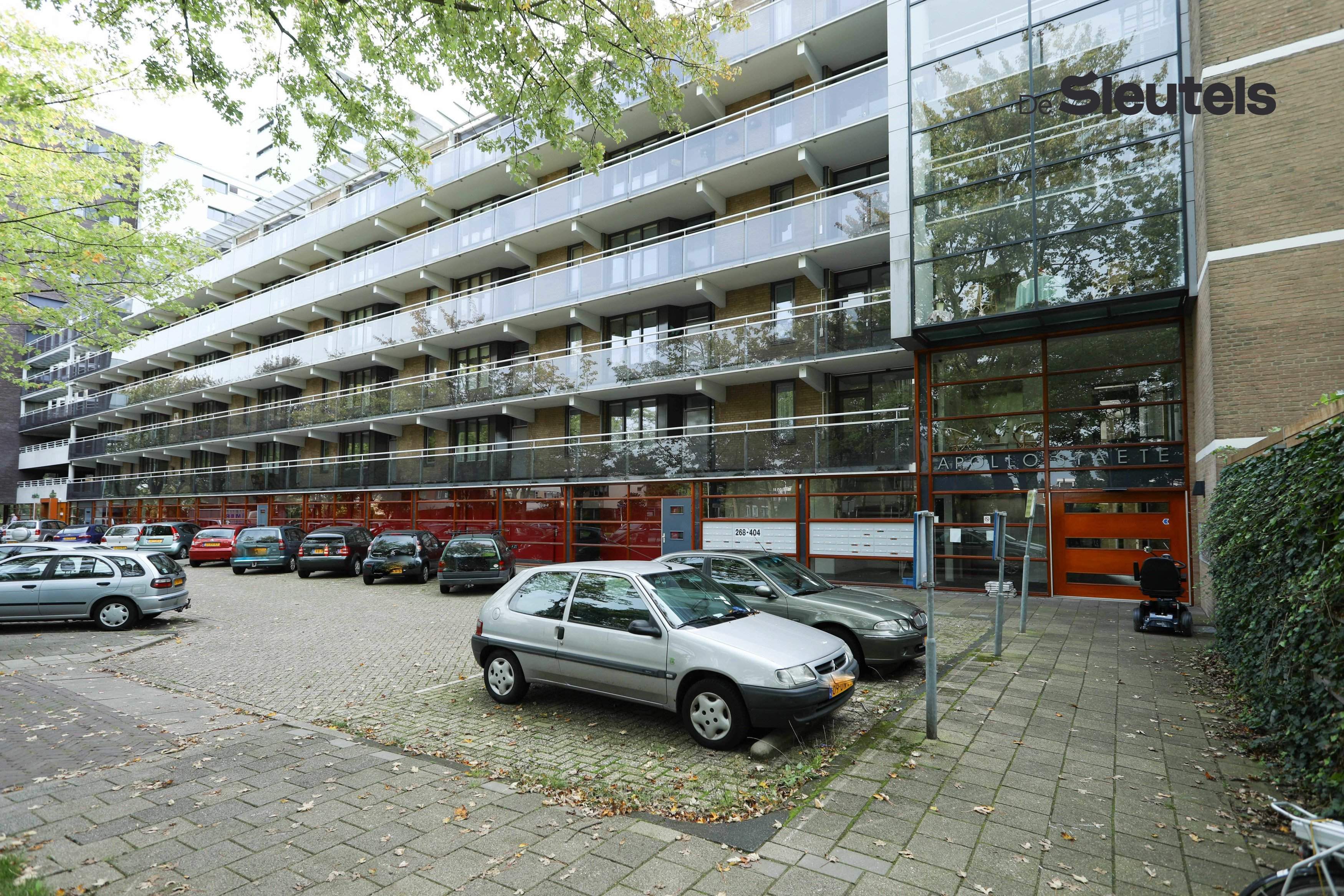 Image 1 sur 2