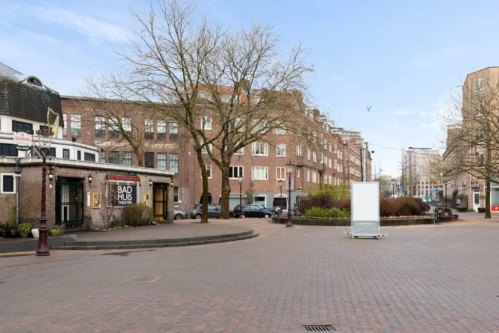 Image 21 of 30