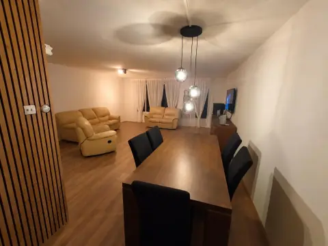Gemeubileerde kamer Botterweg, Diemen - Te Huur
