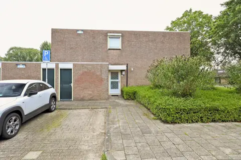 Ground-Floor Apartment Pijnboomstraat 25, Dorst - For Rent