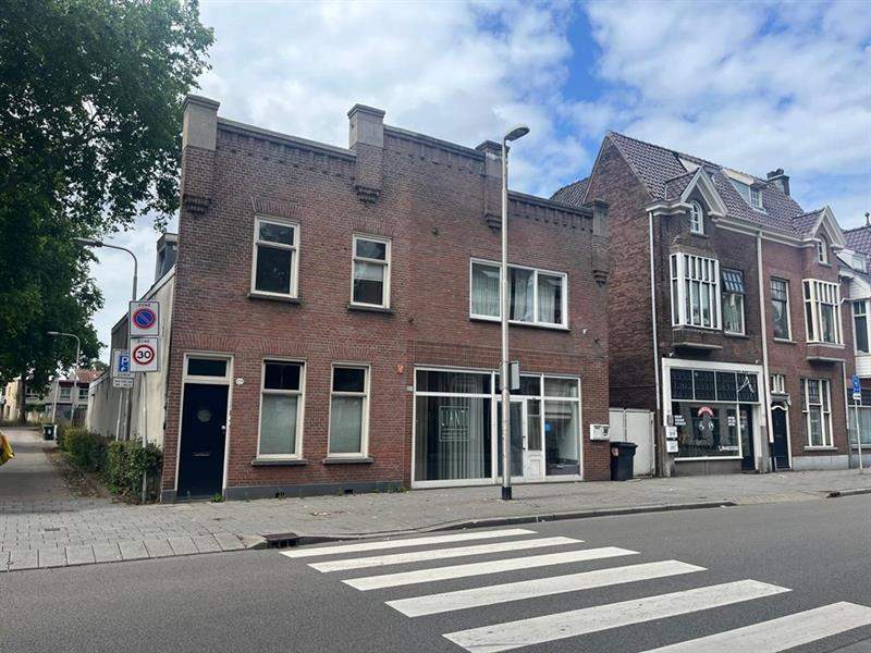 Afbeelding 2 van 6