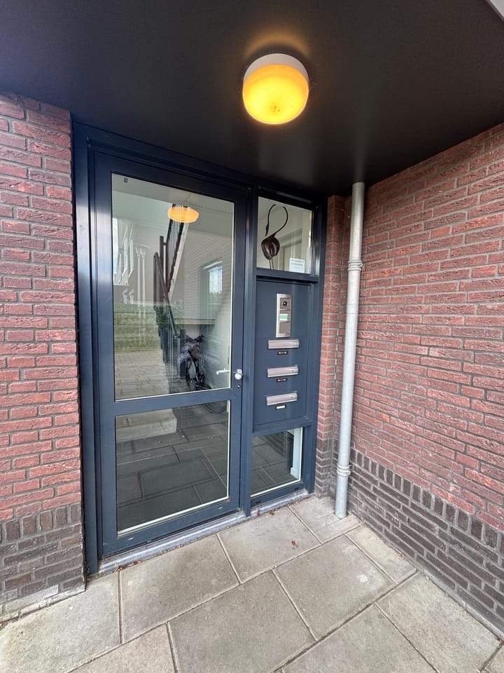 Afbeelding 2 van 28