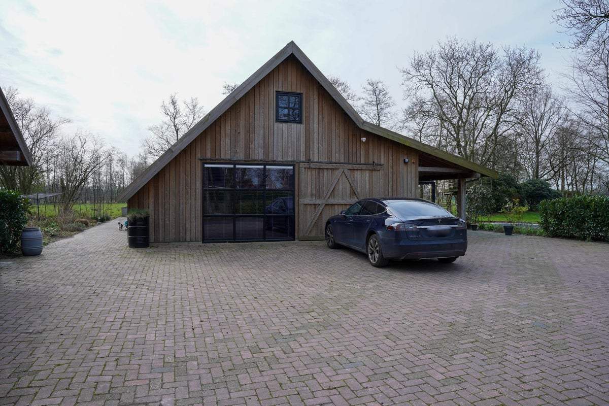Afbeelding 1 van 46