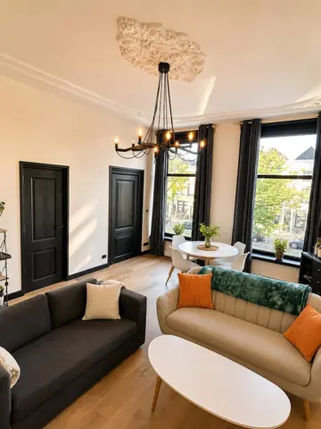 Gemeubileerd 3-kamerappartement, Noordeinde, Delft
