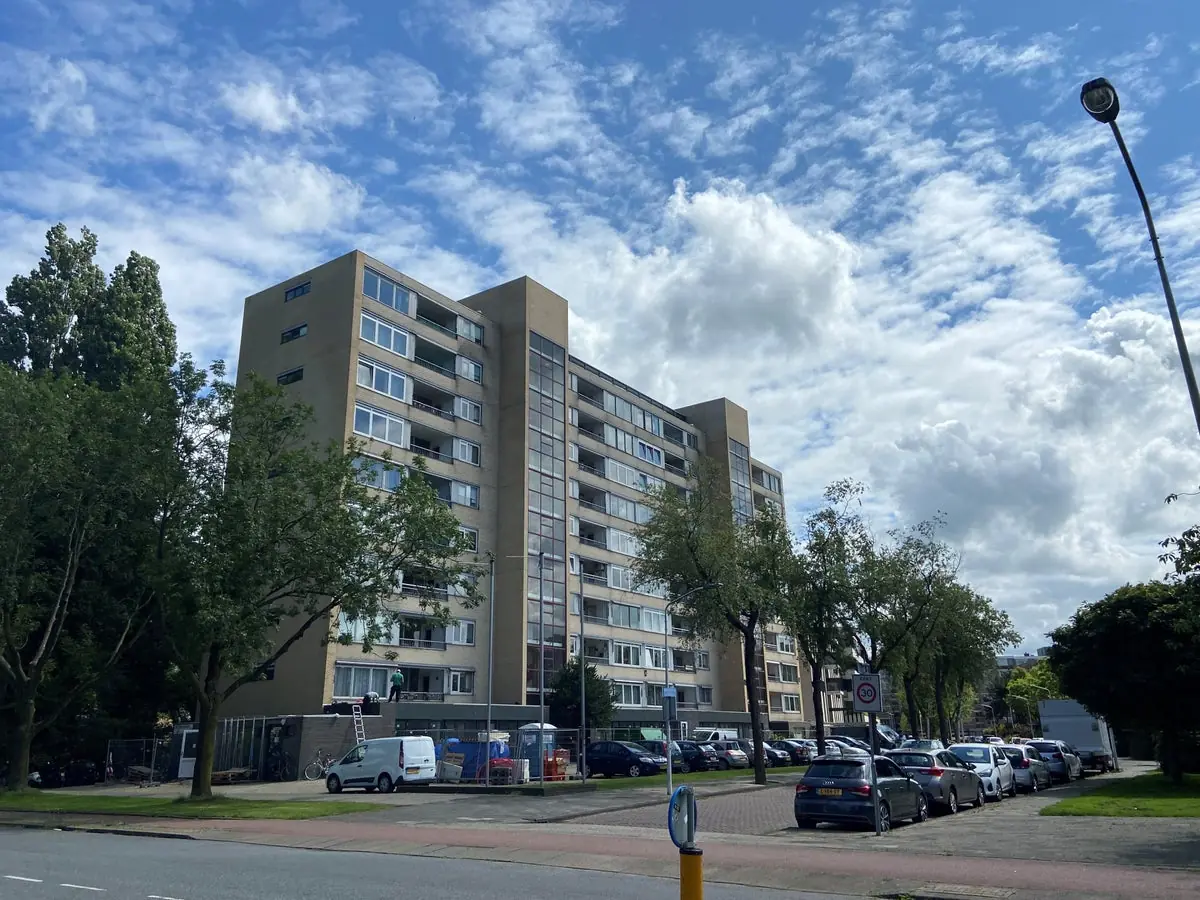 Image 15 of 20