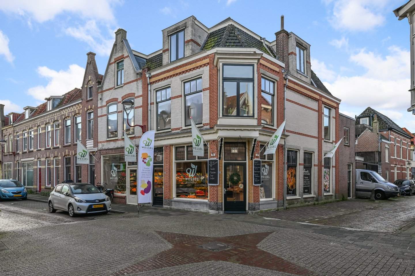 Afbeelding 1 van 12