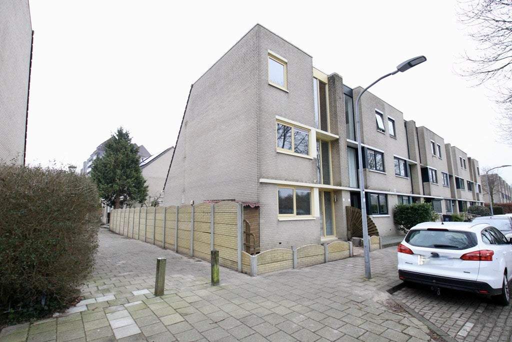 Bild 1 von 17