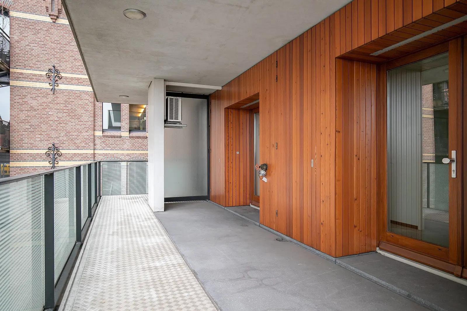 Image 15 of 17