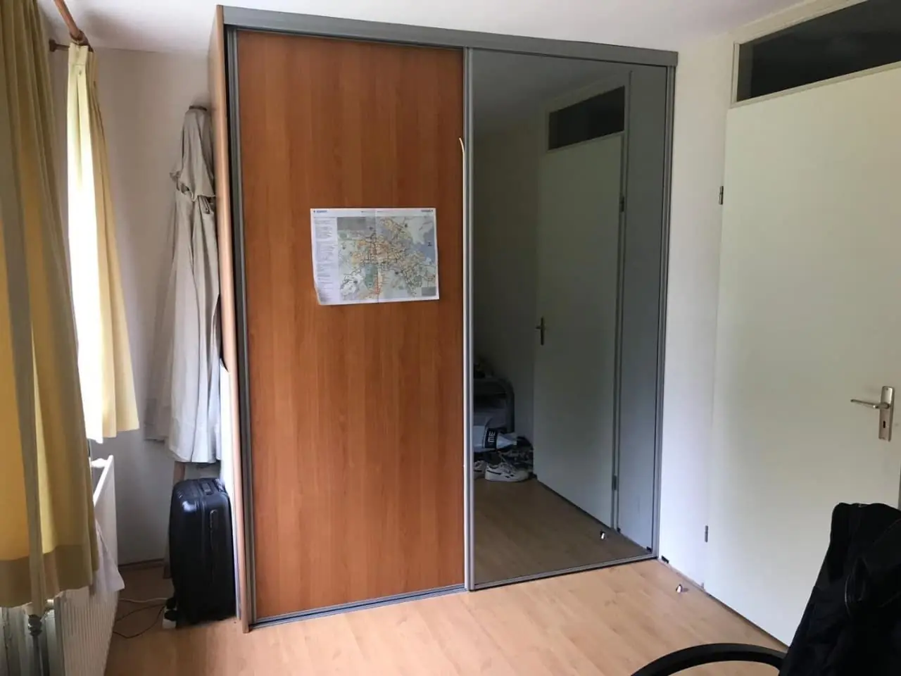 Image 3 of 3