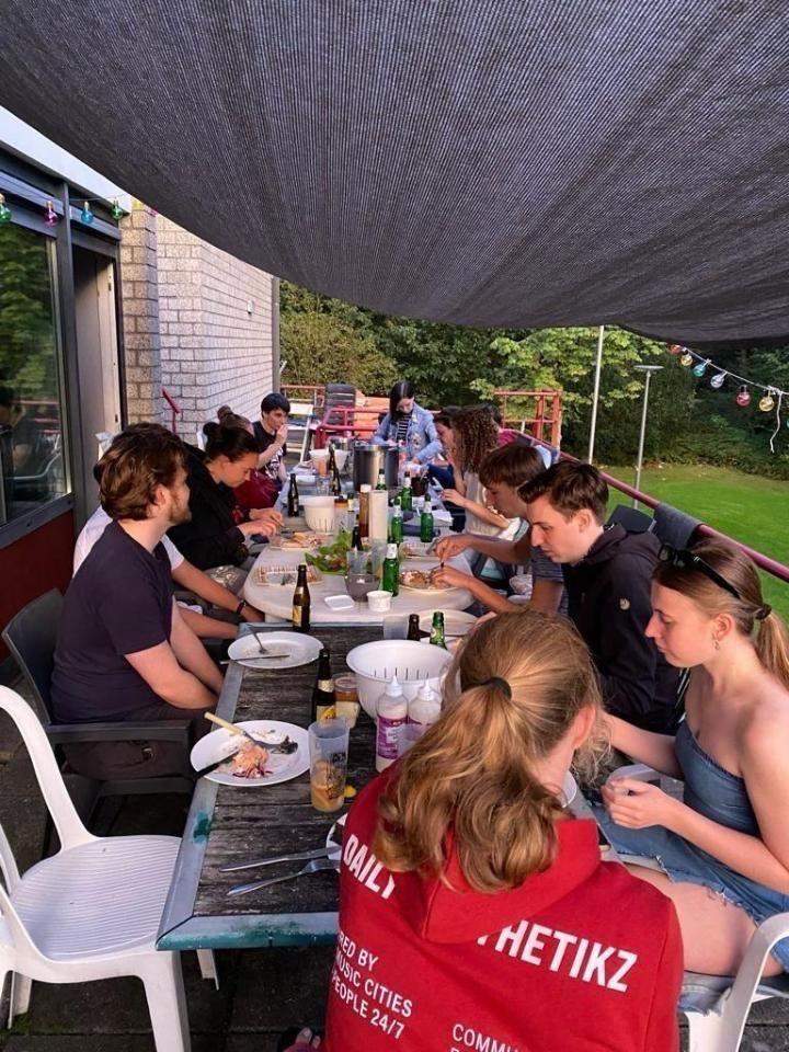 Image 3 of 10