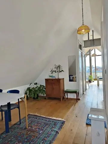 Gemeubileerde loftkamer, Wijnstraat, Dordrecht - Te huur