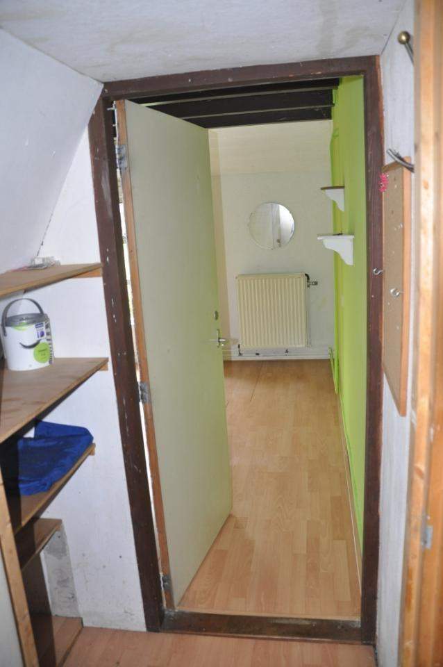 Image 3 of 3