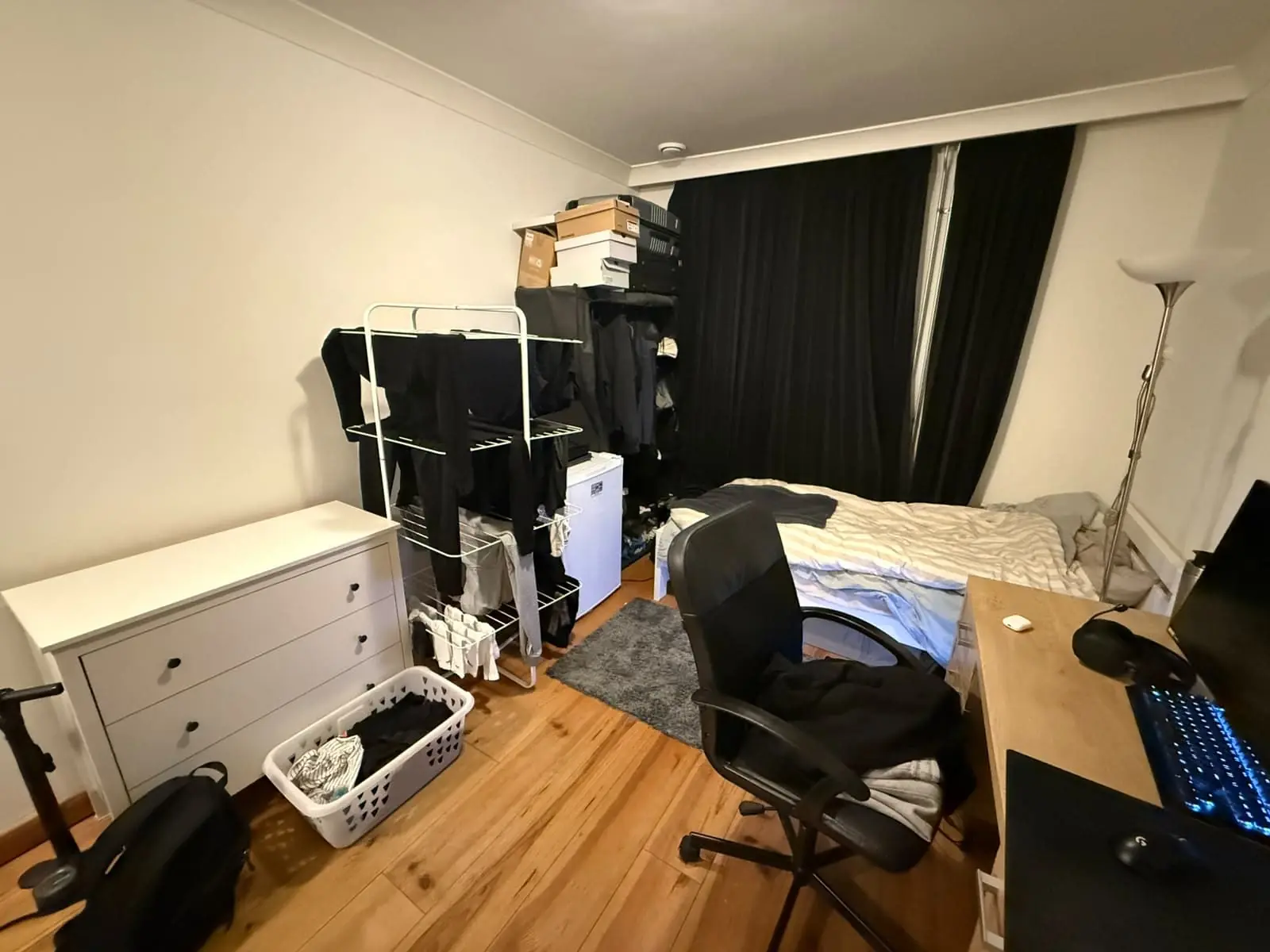 Image 2 of 4