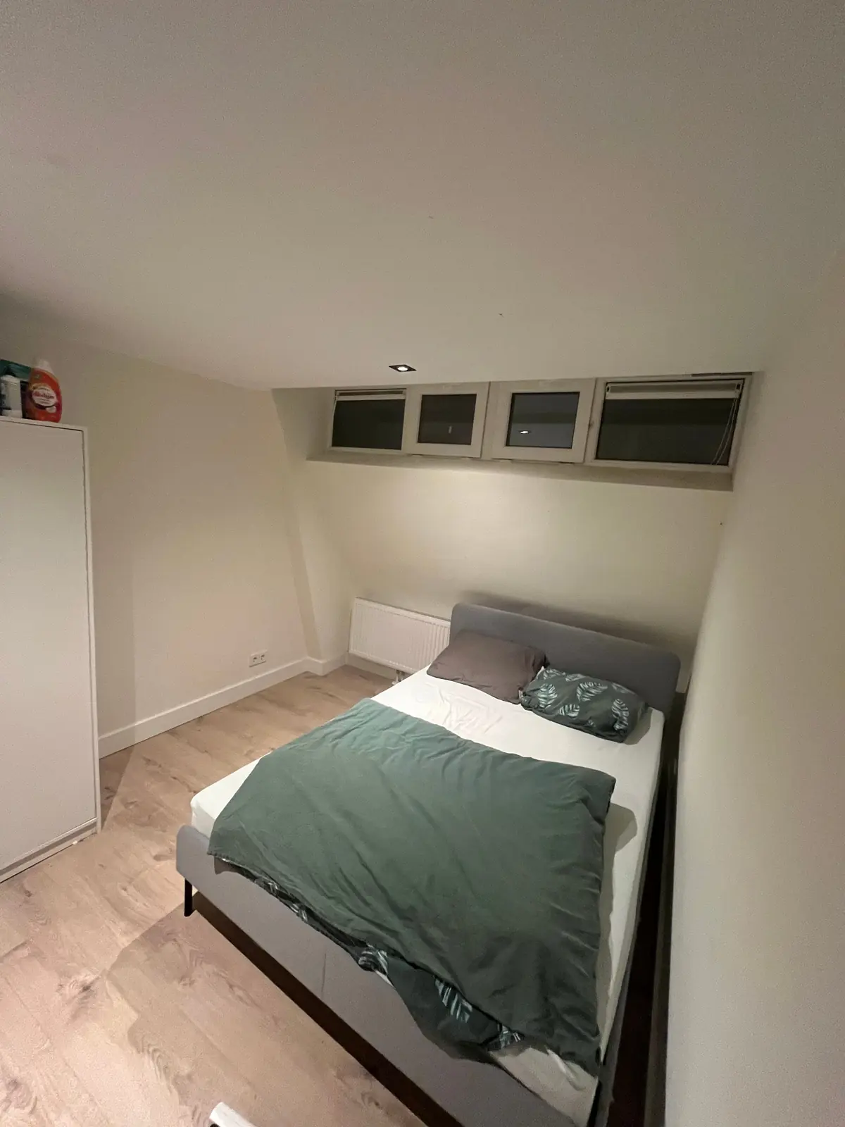 Image 6 of 9