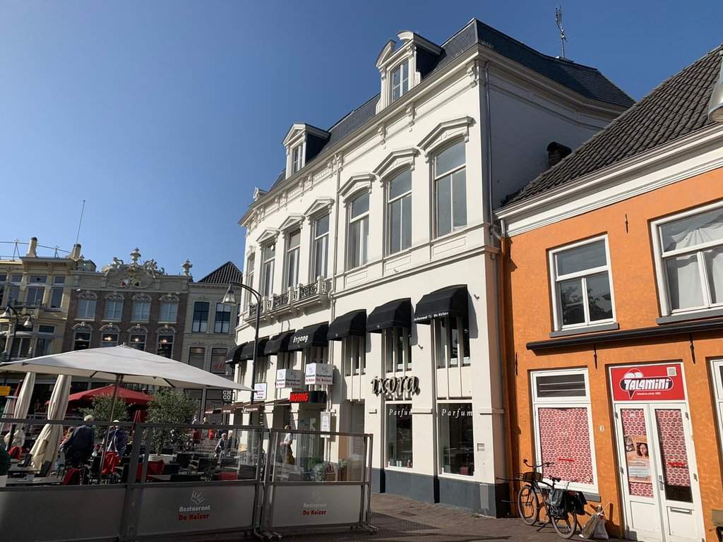 Afbeelding 1 van 10