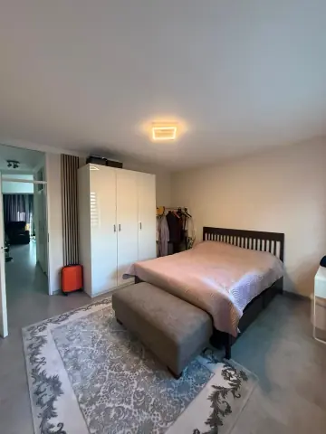 Furnished Room Vaillantlaan, Den Haag - For Rent