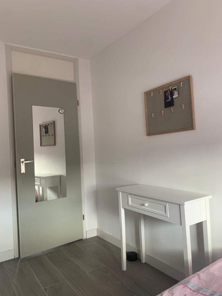 Bild 2 von 8