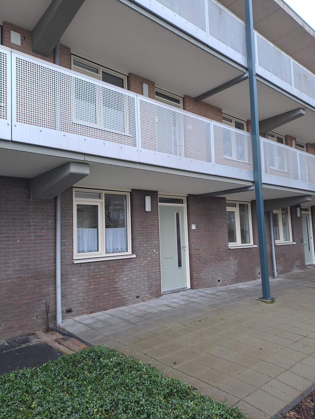 Image 7 of 9
