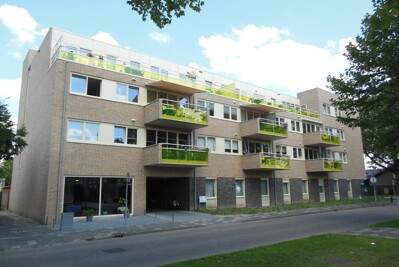Bild 1 von 2