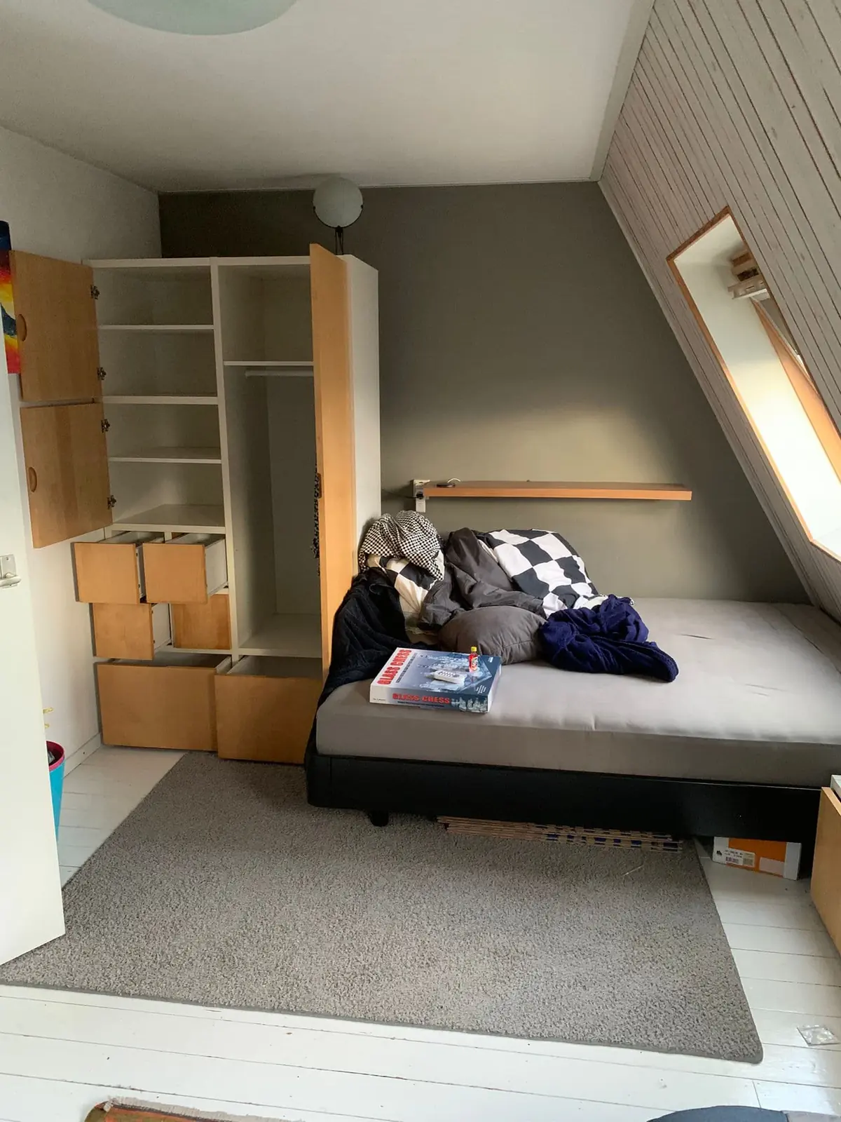 Image 8 of 9