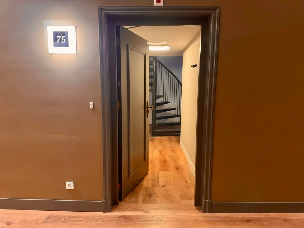 Image 3 of 14