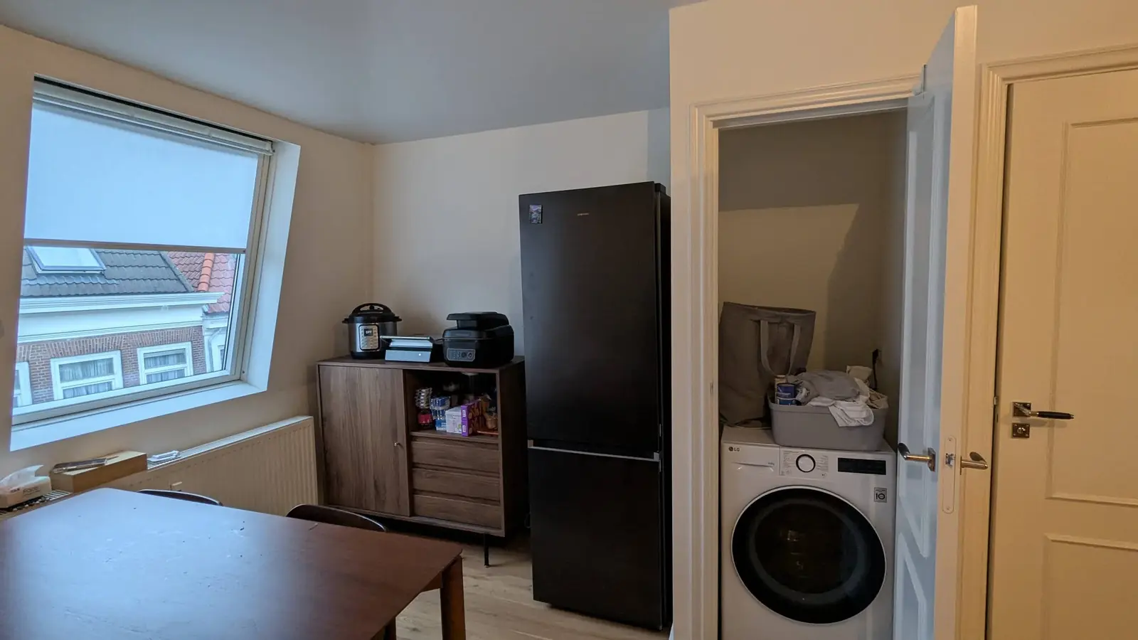 Image 6 of 7