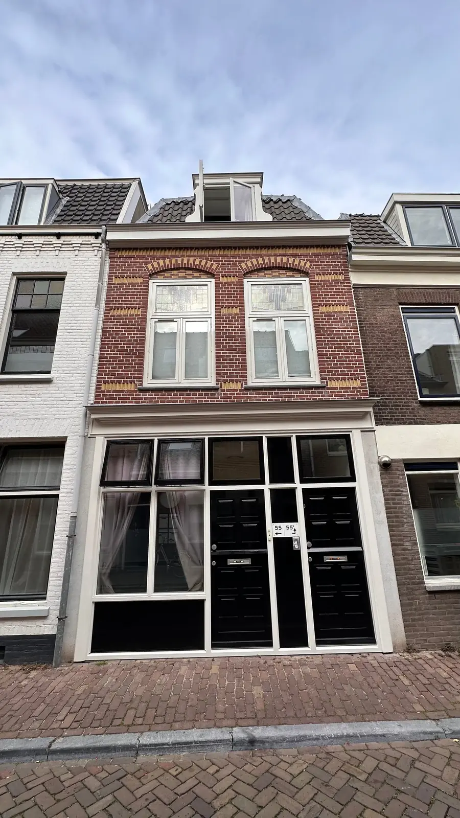 Afbeelding 2 van 8