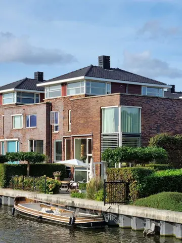 Corner House Prunuskade, Rijswijk - For Rent