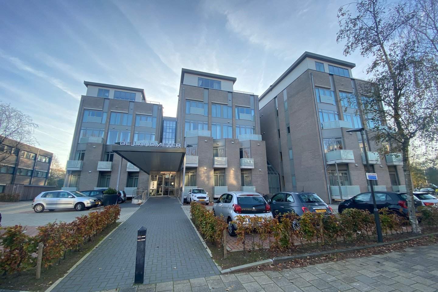 Afbeelding 1 van 12
