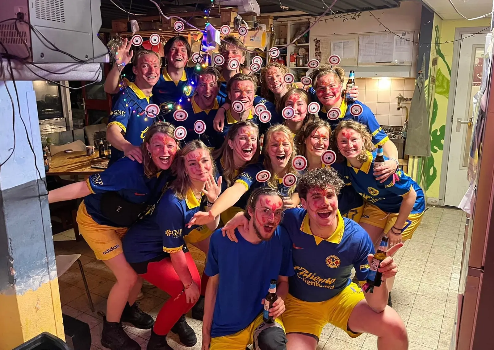 Afbeelding 1 van 7