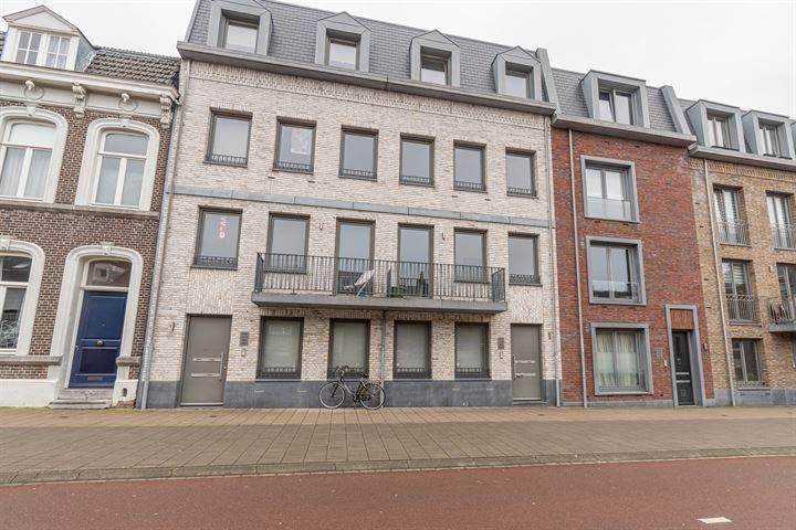 Afbeelding 1 van 8