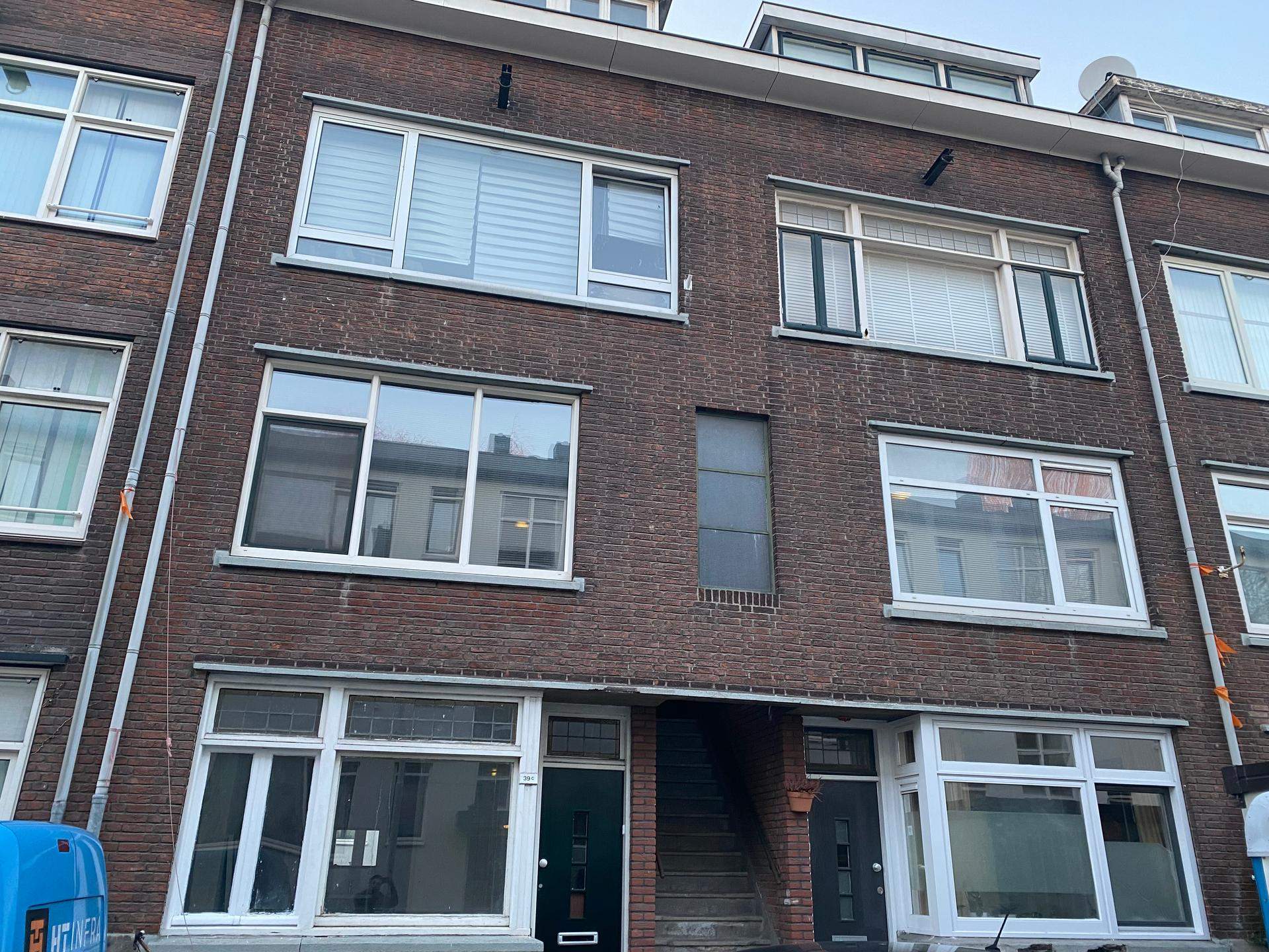 Afbeelding 2 van 6