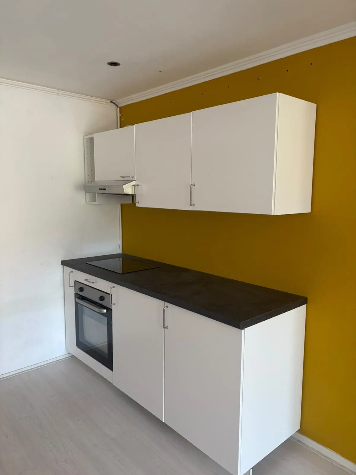 Unfurnished Room Deurningerstraat, Enschede - For Rent